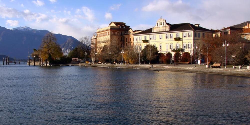 Casa Vacanze La Formica Verbania Esterno foto